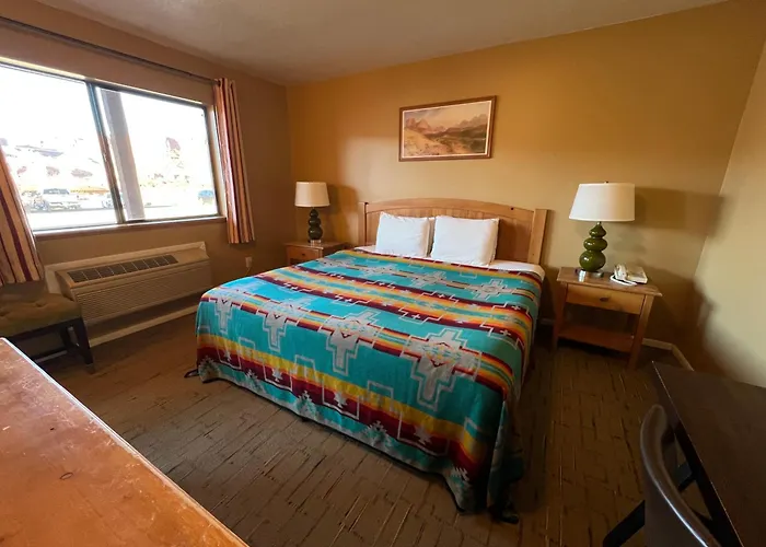 The Rim Rock Inn