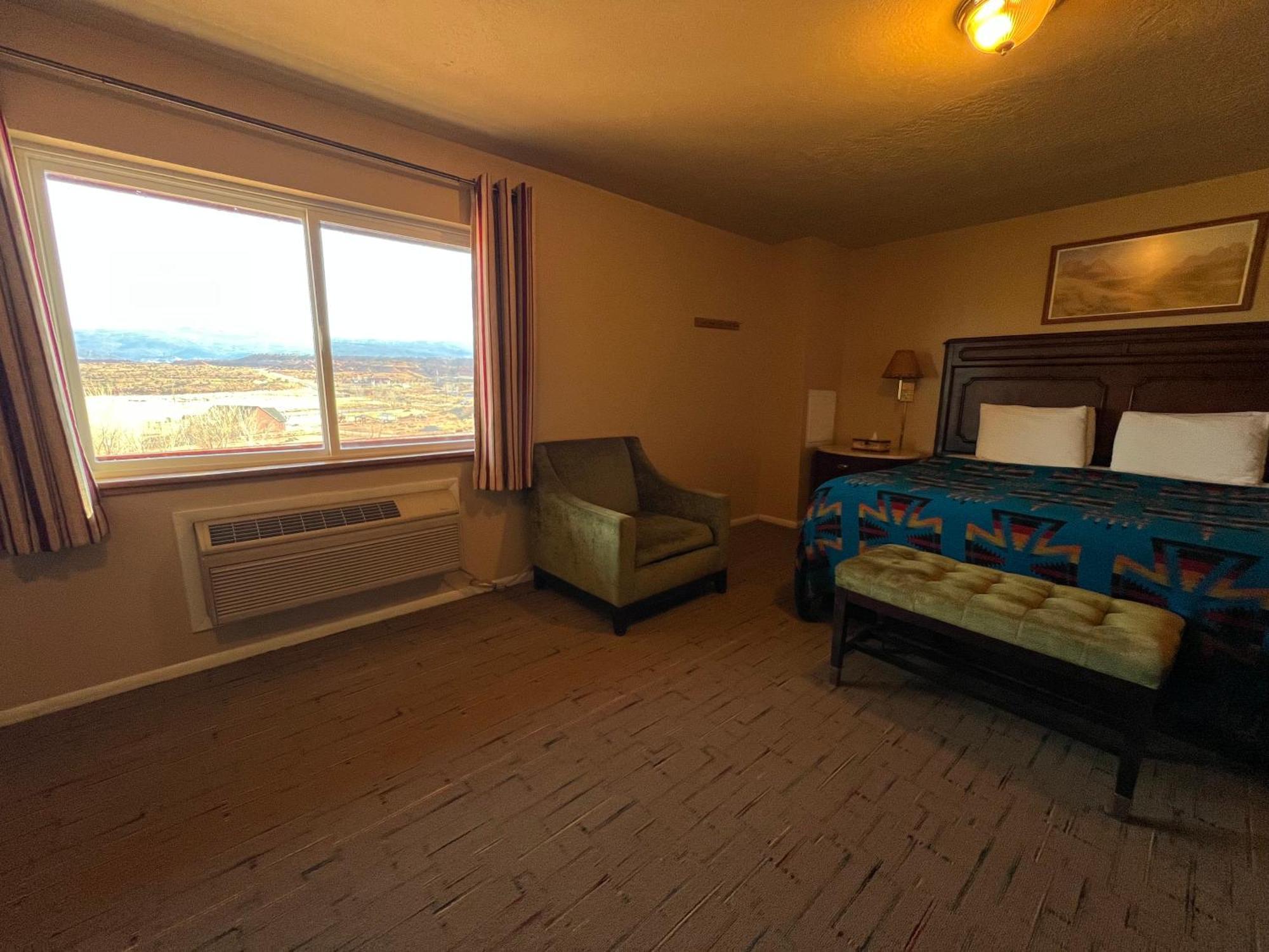 The Rim Rock Motel 2*